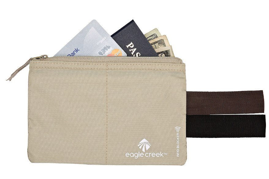 Eagle Creek RFID Blocker Hidden Pocket - tan Reisportemonnee - Reisartikelen-nl