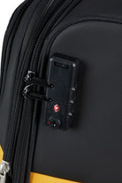 American Tourister Daring Dash - Ruimbagage Koffer - 107L - Black/Yellow Ruimbagage Koffer - Reisartikelen-nl